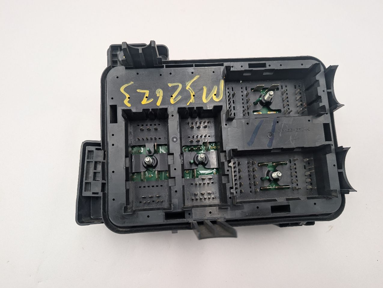 2010 GMC TERRAIN 6cyl Gasoline 3.0 Fuse Box, Engine - 369664 — photo 6
