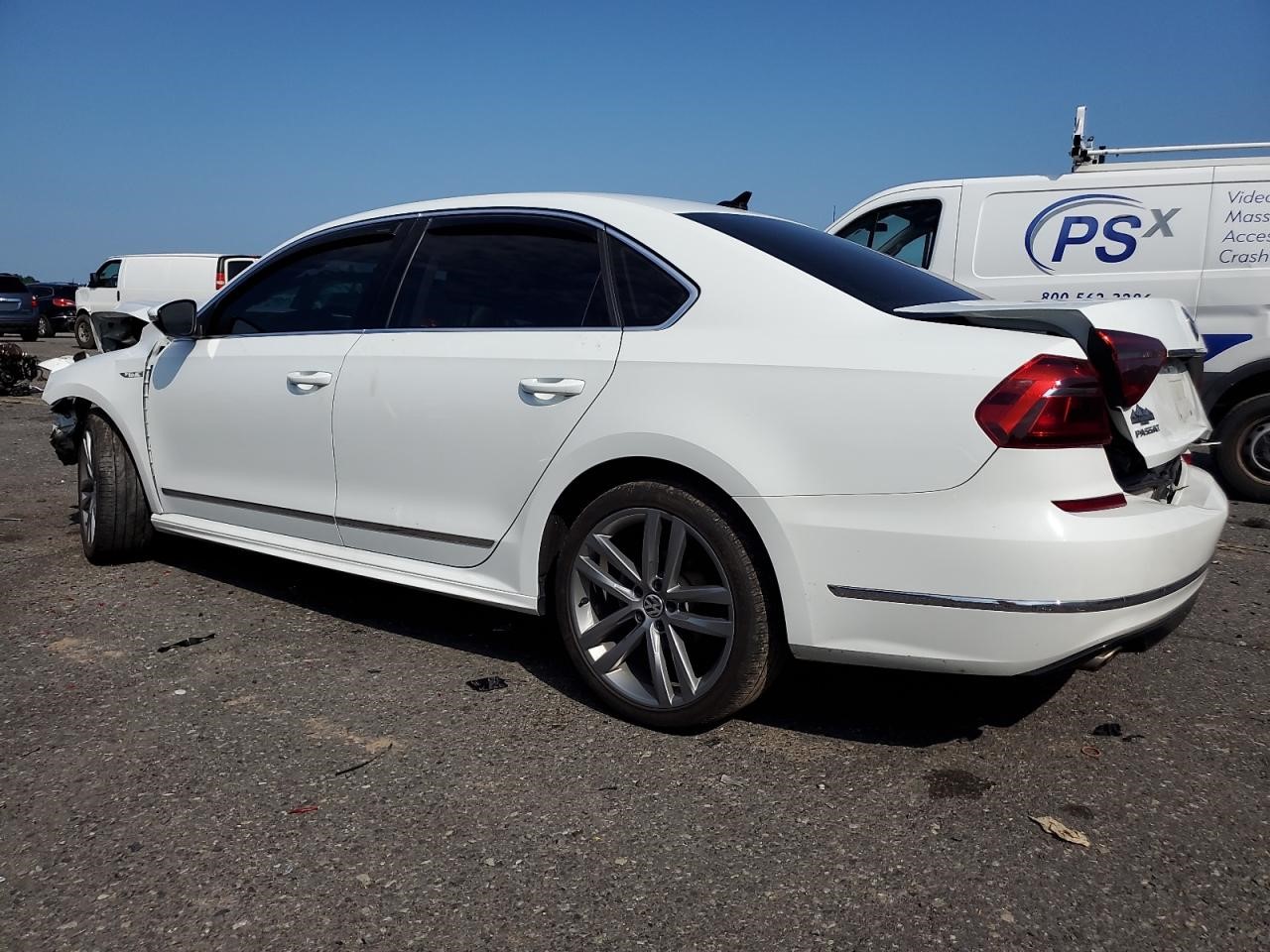 2017 VOLKSWAGEN PASSAT 1.8L 4cyl Turbo Gasoline TEMP CONTROL - 369672 — photo 2