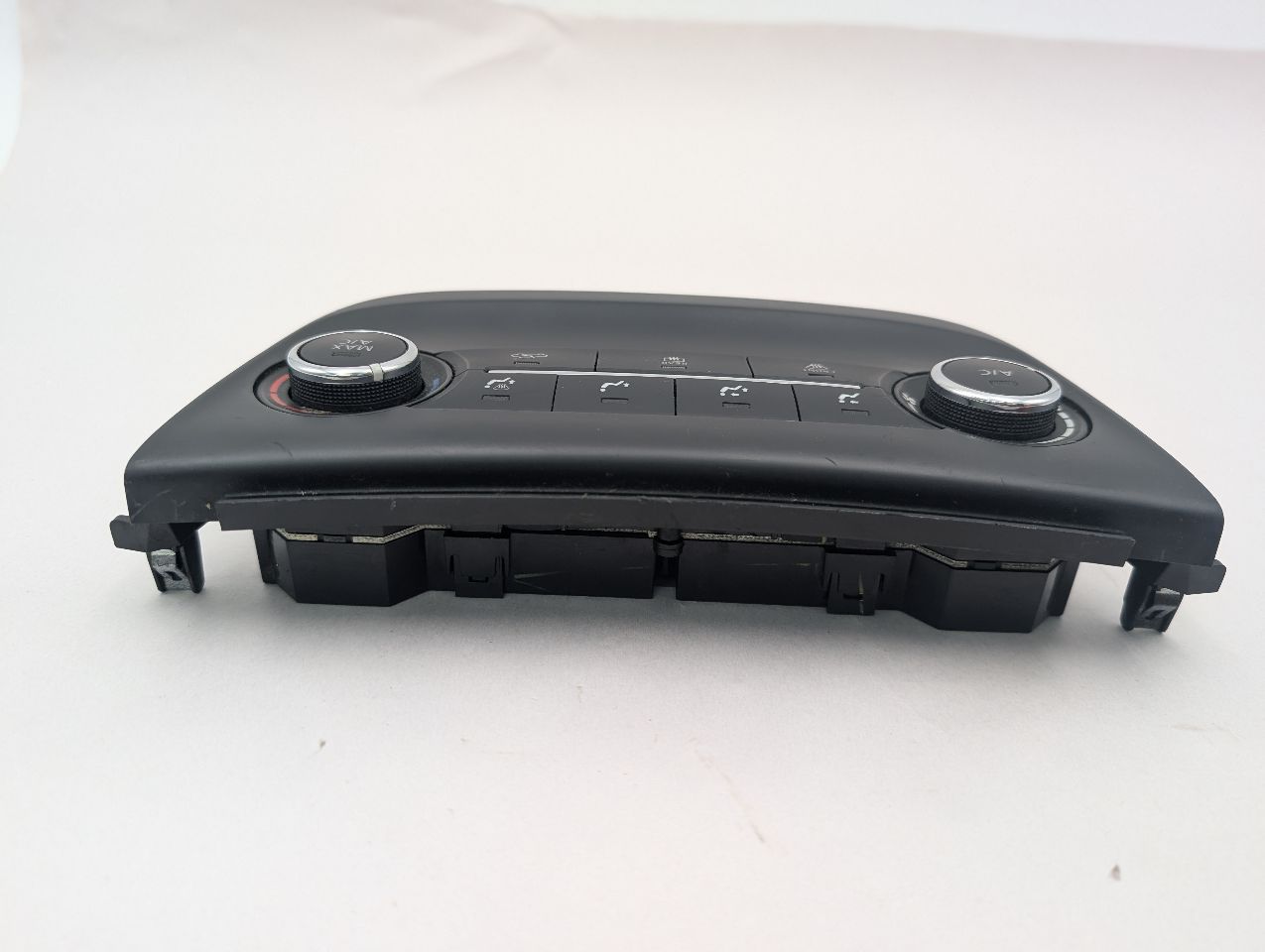 2015 NISSAN SENTRA 4cyl Gasoline 1.8 TEMP CONTROL - 369715 — photo 3