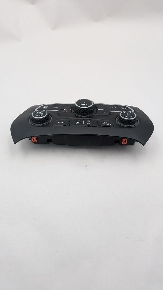 2016 JEEP CHEROKEE 6cyl gas flex fuel 3.2 TEMP CONTROL - 369726 — photo 3
