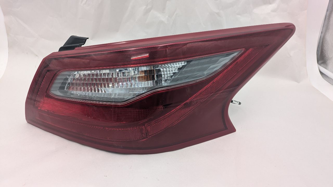 2018 NISSAN ALTIMA 2.5L 4cyl Gasoline VVT Left TAIL LAMP - 369759