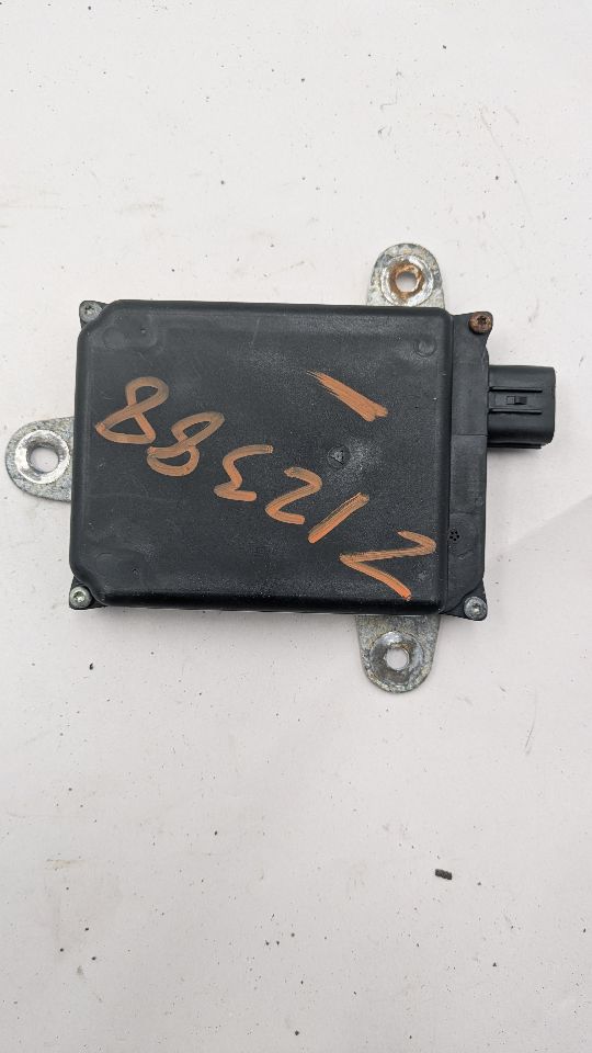 2016 LEXUS IS350 6cyl Gasoline 3.5 Camera Projector - 370009