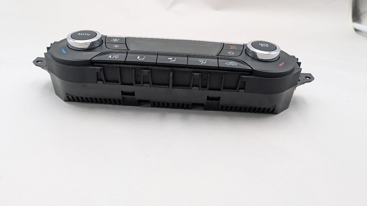 2013 FORD C-MAX 4cyl Electric 2.0 TEMP CONTROL - 370058 — photo 2