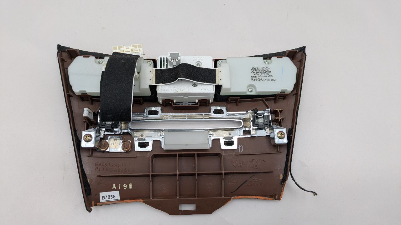 2006 INFINITI M35 6cyl Gasoline 3.5 Radio Audio - 370062 — photo 5