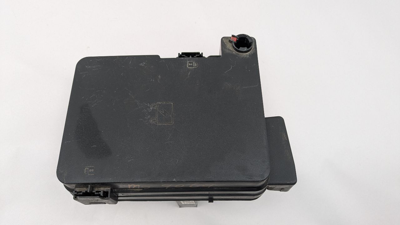 2013 CHEVROLET EQUINOX 4cyl Gasoline 2.4 Fuse Box, Engine - 370142 — photo 1