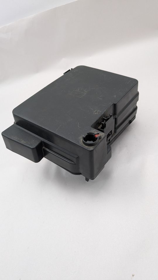 2013 CHEVROLET EQUINOX 4cyl Gasoline 2.4 Fuse Box, Engine - 370142 — photo 6