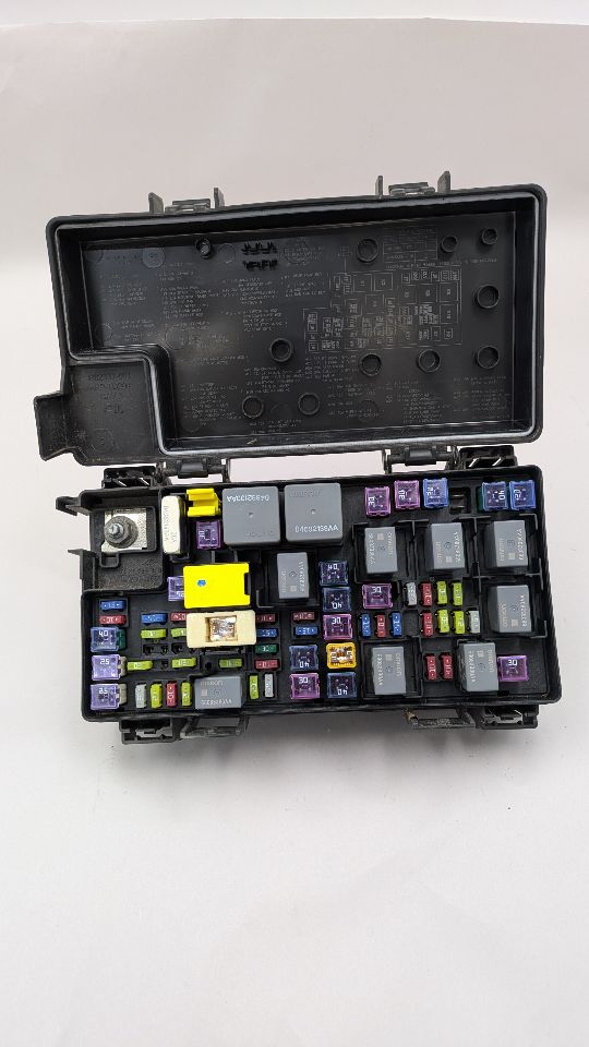 2018 DODGE CARAVAN 3.6L 6cyl VVT Chassis Cont Mod - 370145 — photo 5