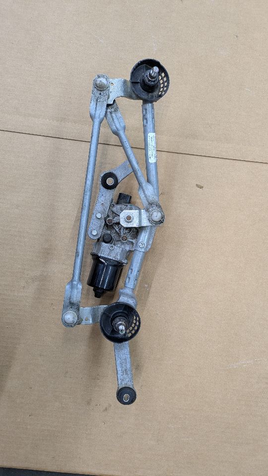 2019 NISSAN SENTRA 1.8L 4cyl Gasoline VVT WIPER MOTOR, WDSH - 370154