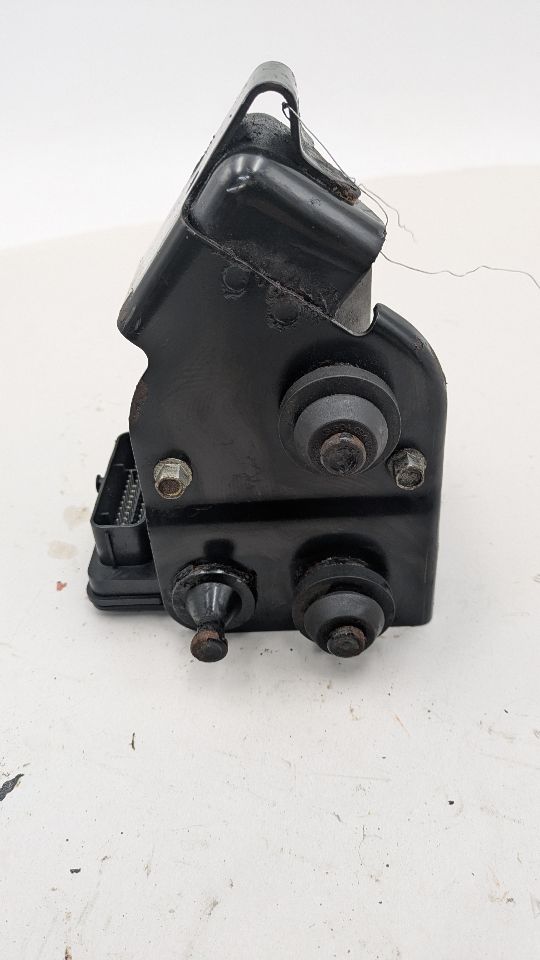 2011 JEEP GRAND CHEROKEE 6 cyl Gas Flex Fuel 3.6 Anti-lock Brake Pts - 370803 — photo 1