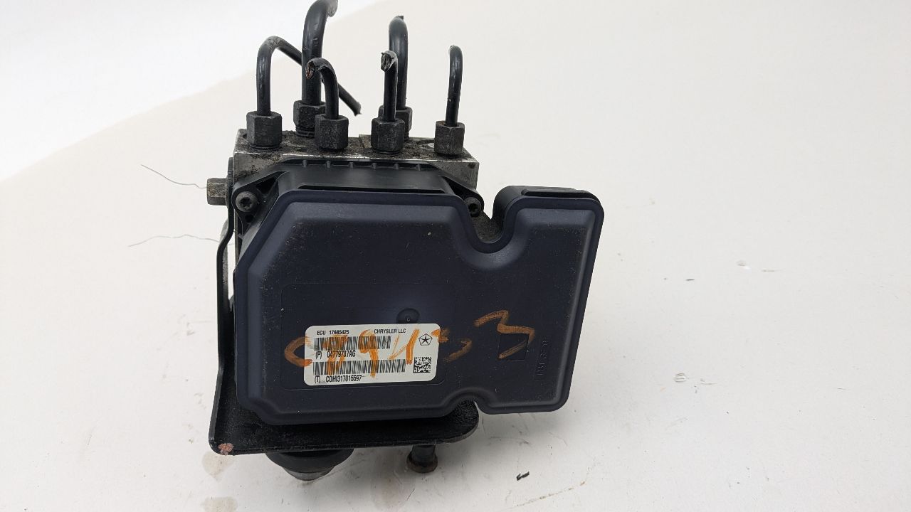 2011 JEEP GRAND CHEROKEE 6 cyl Gas Flex Fuel 3.6 Anti-lock Brake Pts - 370803 — photo 6