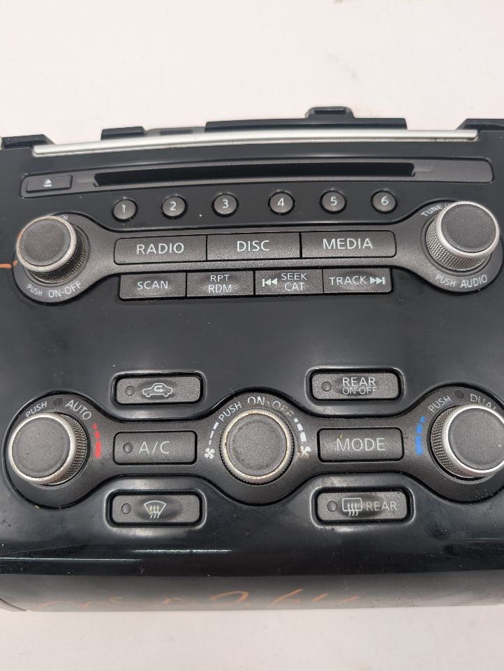2017 NISSAN PATHFINDER 3.5L 6cyl Gasoline VVT Radio Audio - 370883 — photo 2