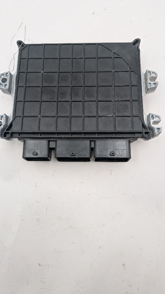 2024 NISSAN SENTRA 2.0L 4cyl Gasoline Eng/Motor Cont Mod - 370953 — photo 3