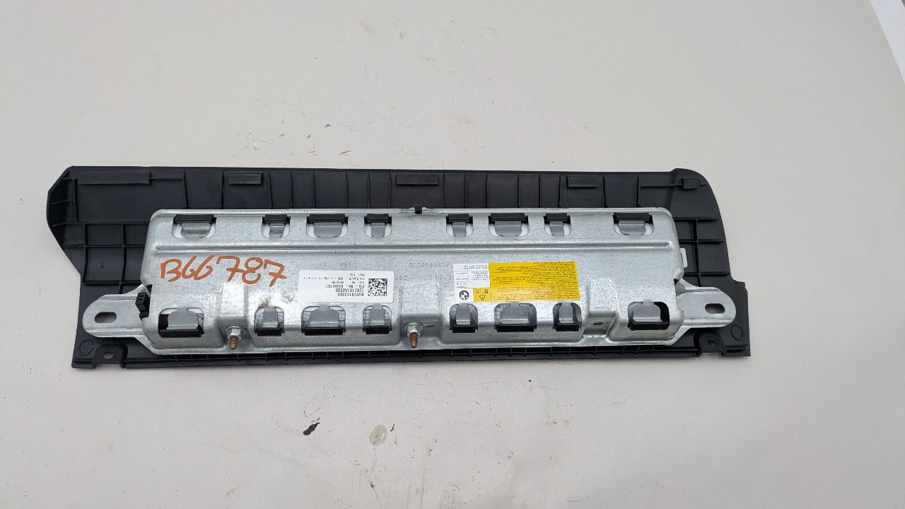 2013 BMW 650i 8cyl Gasoline Turbo 4.4 Right AIR BAG - 370984 — photo 2