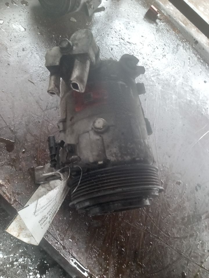 2011 DODGE CALIBER 4cyl Gasoline 2.0 Dohc AC COMPRESSOR - 371047