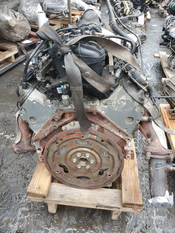 2015 CHEVROLET EXPRESS 2500 VAN 4.8L 8cyl ENGINE ASSEMBLY - 371079