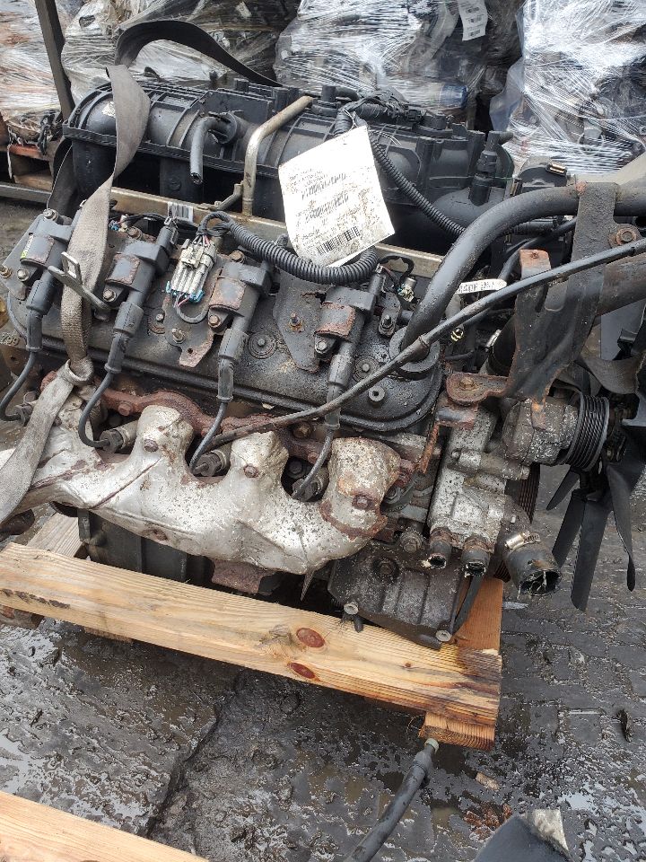 2015 CHEVROLET EXPRESS 2500 VAN 4.8L 8cyl ENGINE ASSEMBLY - 371079 — photo 4