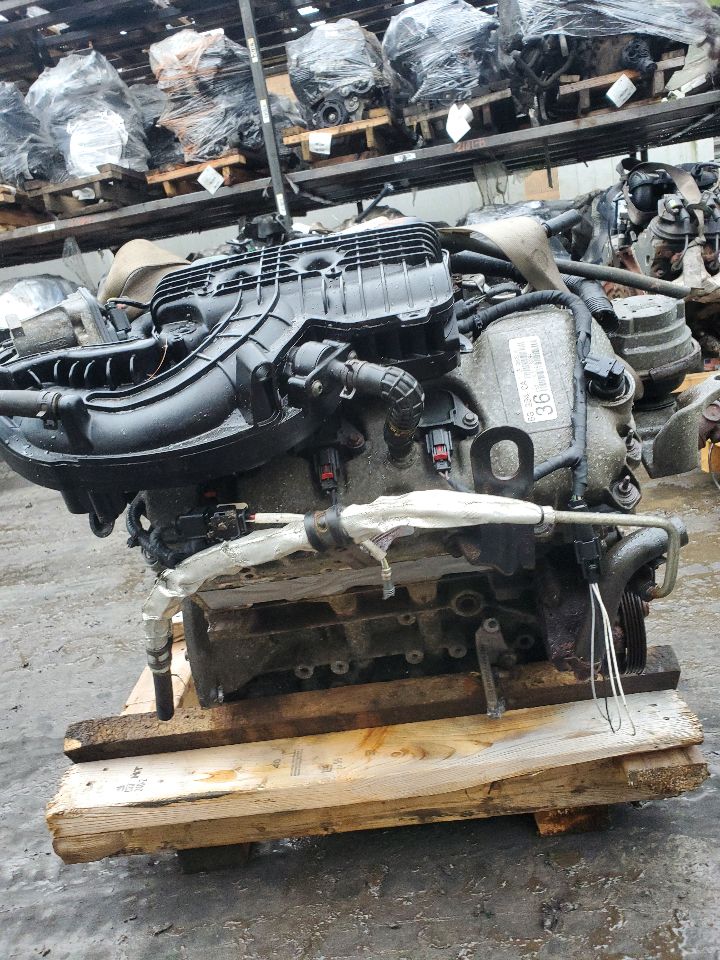 2012 FORD TAURUS 6cyl Gasoline 3.5 ENGINE ASSEMBLY - 371125 — photo 2