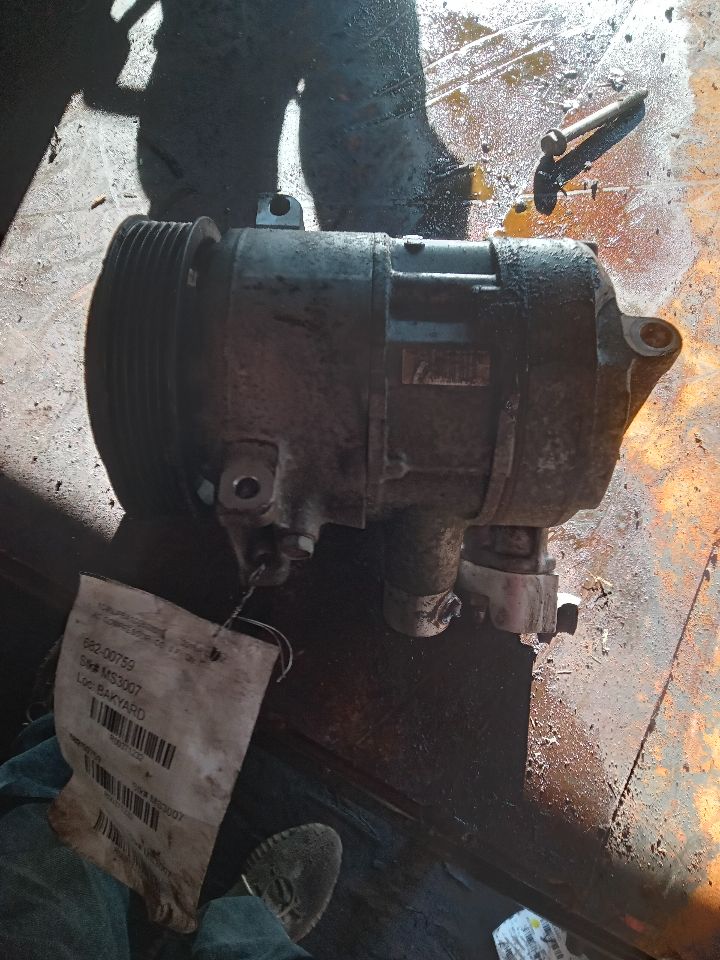 2016 JEEP PATRIOT 4cyl Gasoline 2.0 Dohc AC COMPRESSOR - 371232 — photo 1