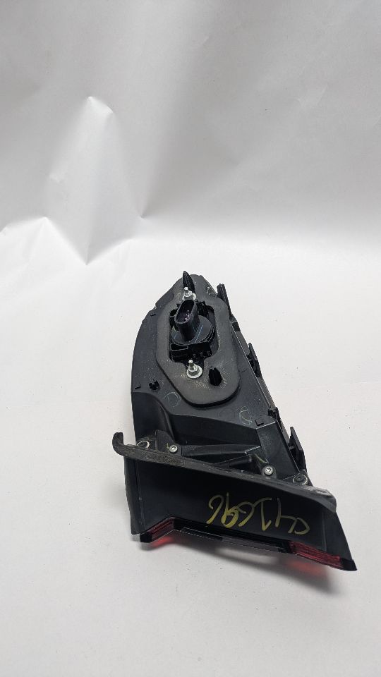 2013 DODGE DART 4cyl Gasoline 2.0 Left TAIL LAMP - 371298 — photo 2