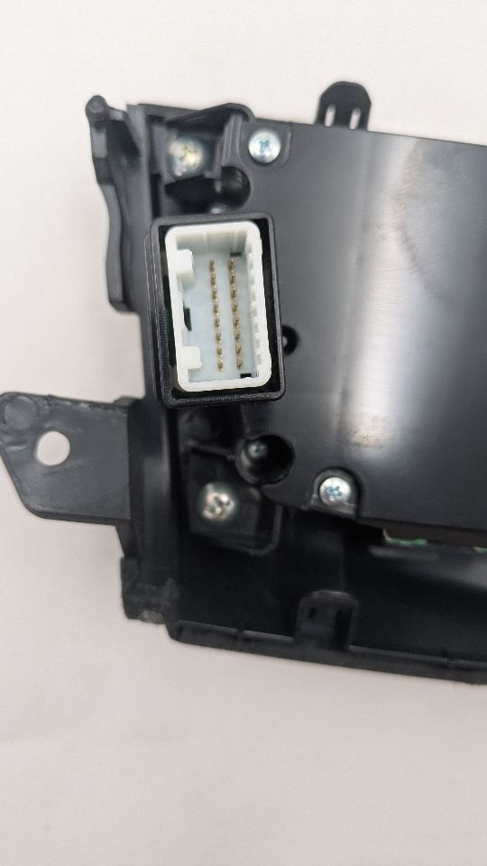 2014 NISSAN MURANO 6cyl Gasoline 3.5 Radio Audio - 371459 — photo 3