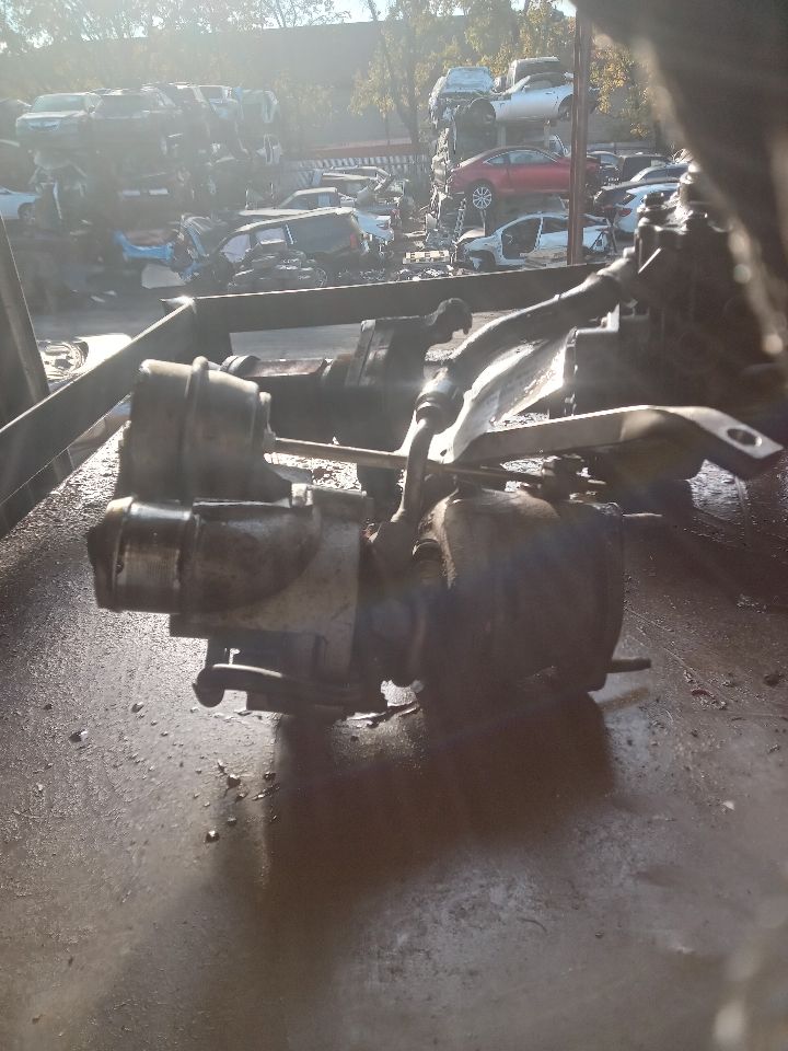 2011 MINI COOPER CLUBMAN 4cyl Gasoline Turbo 1.6 Turbo-Supercharger - 371553 — photo 3