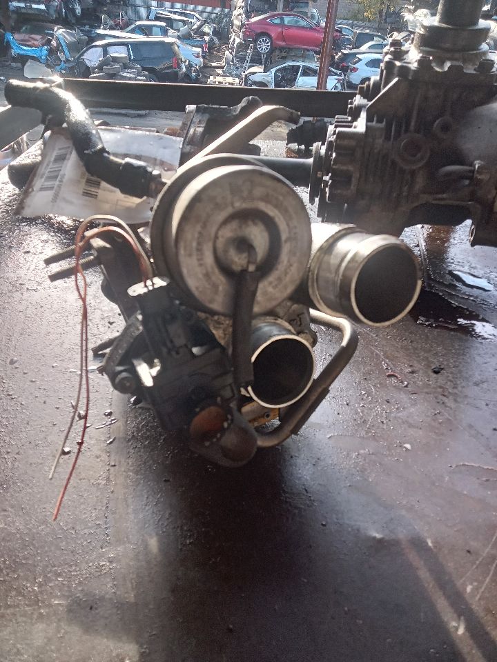 2011 MINI COOPER CLUBMAN 4cyl Gasoline Turbo 1.6 Turbo-Supercharger - 371553 — photo 4
