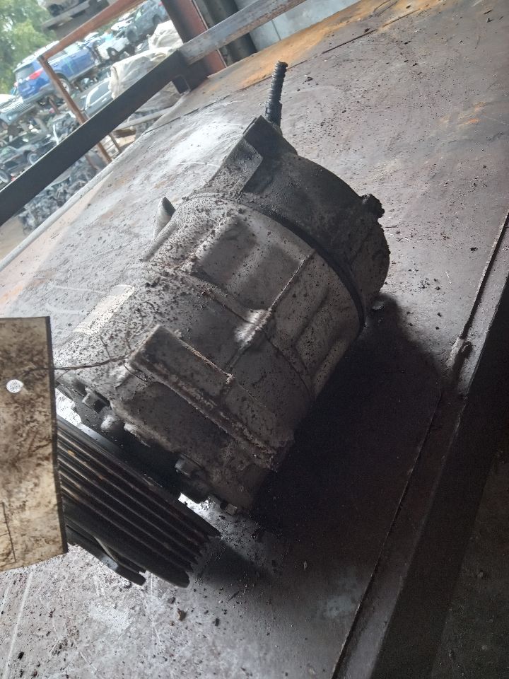 2014 VOLKSWAGEN JETTA 4cyl Gasoline 2.0 AC COMPRESSOR - 371667 — photo 2