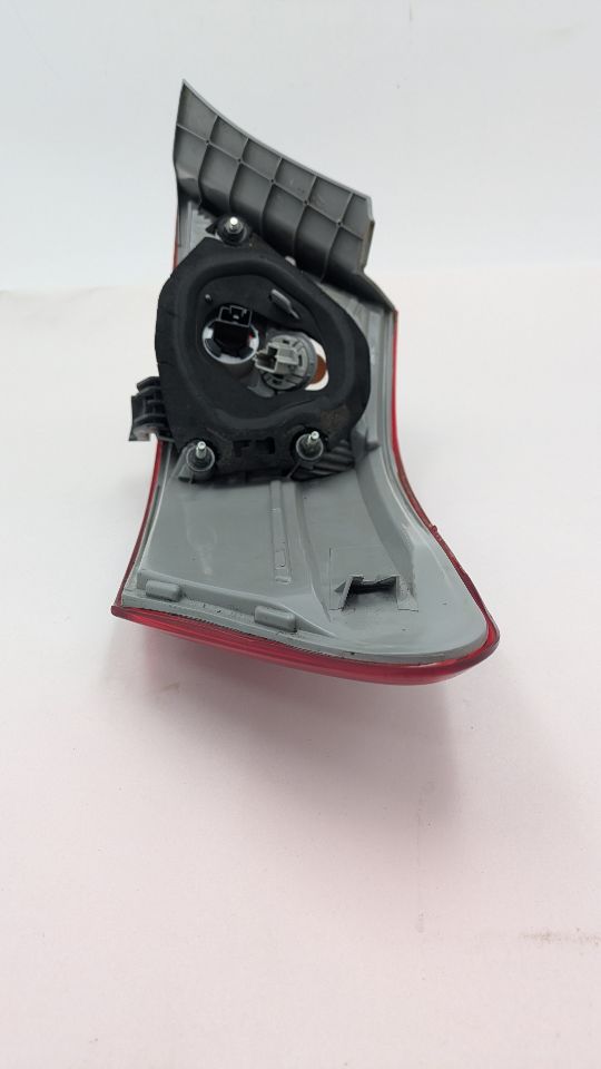 2008 TOYOTA CAMRY 6cyl Gasoline 3.5 Left TAIL LAMP - 371719 — photo 7