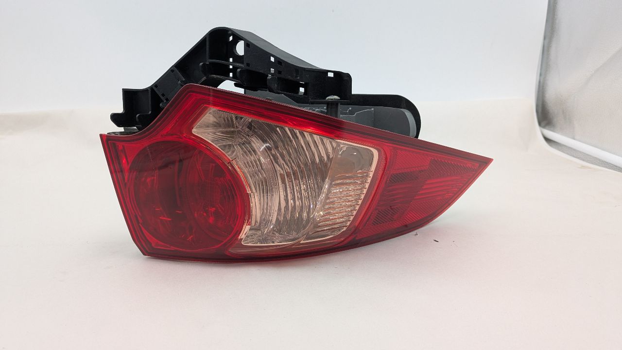 2011 ACURA TSX 2.4L 4cyl Gasoline VVT Left TAIL LAMP - 371835