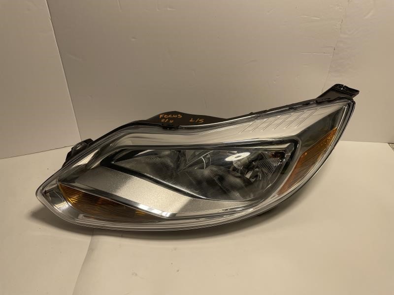 2012 FORD FOCUS Left HEADLAMP ASSEMBLY - 372 — photo 1