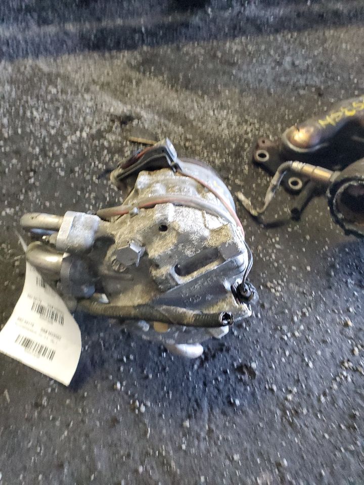 2017 JAGUAR XE 4cyl Gasoline Turbo 2.0 AC COMPRESSOR - 372049 — photo 2
