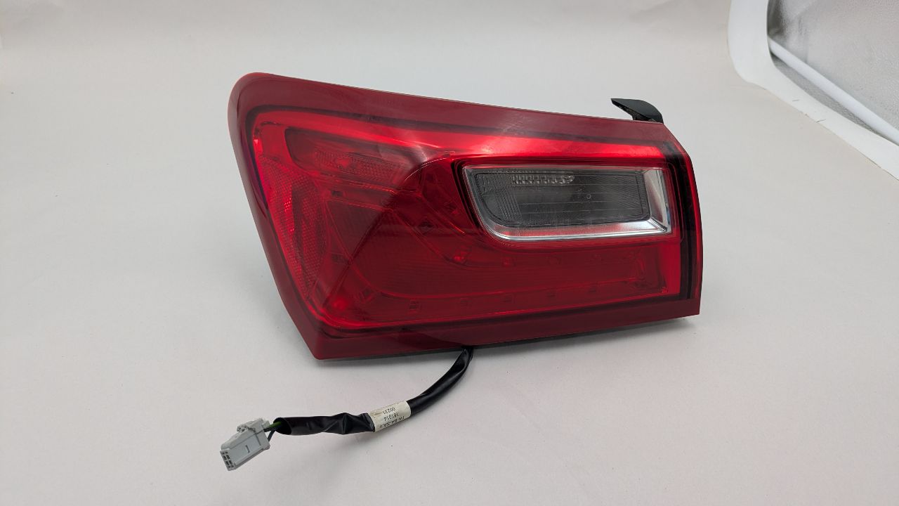 2017 CHEVROLET MALIBU 4cyl Gasoline Turbo 1.5 Left TAIL LAMP - 372708