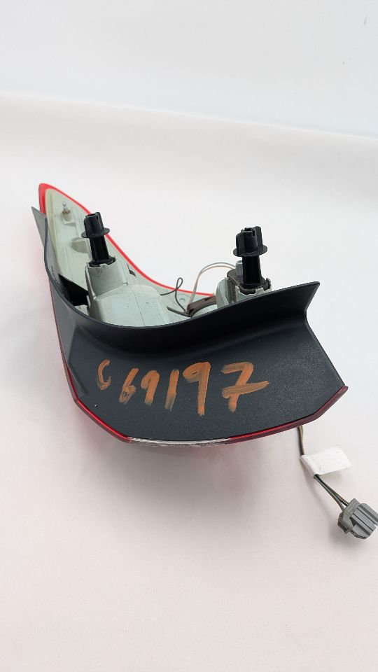 2013 FORD FOCUS Left TAIL LAMP - 372756 — photo 6