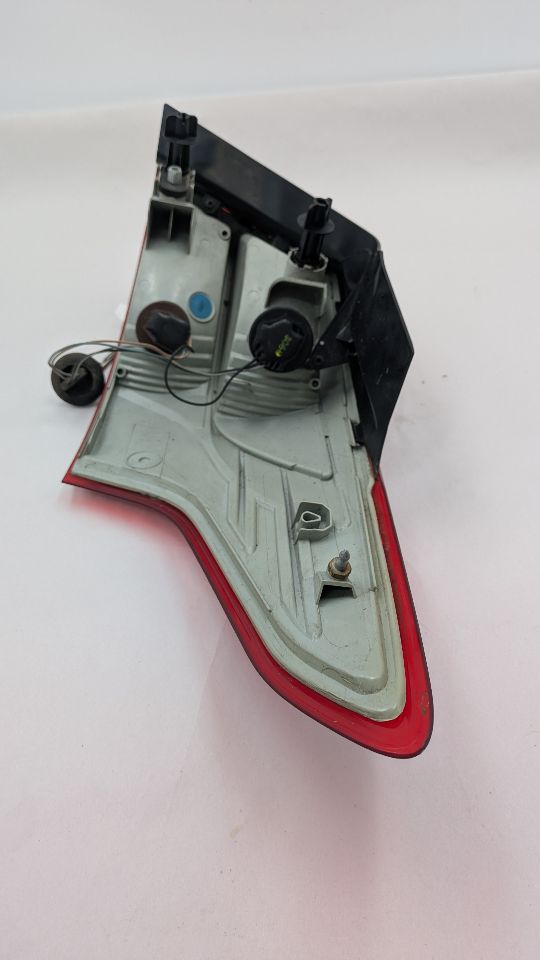 2013 FORD FOCUS Left TAIL LAMP - 372756 — photo 7