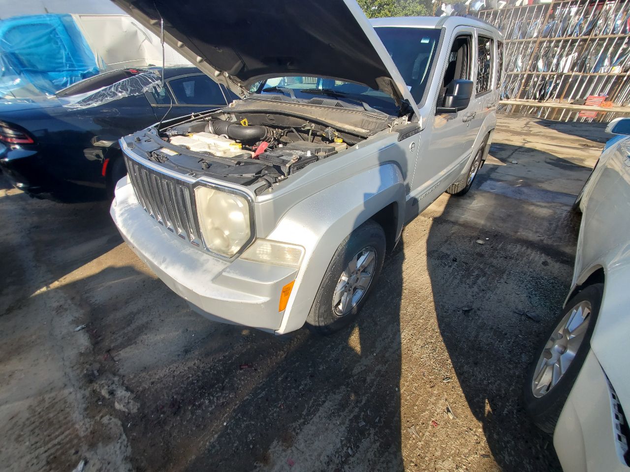 2009 JEEP LIBERTY 6cyl Gasoline 3.7 Left SIDE VIEW MIRROR - 372793 — photo 3