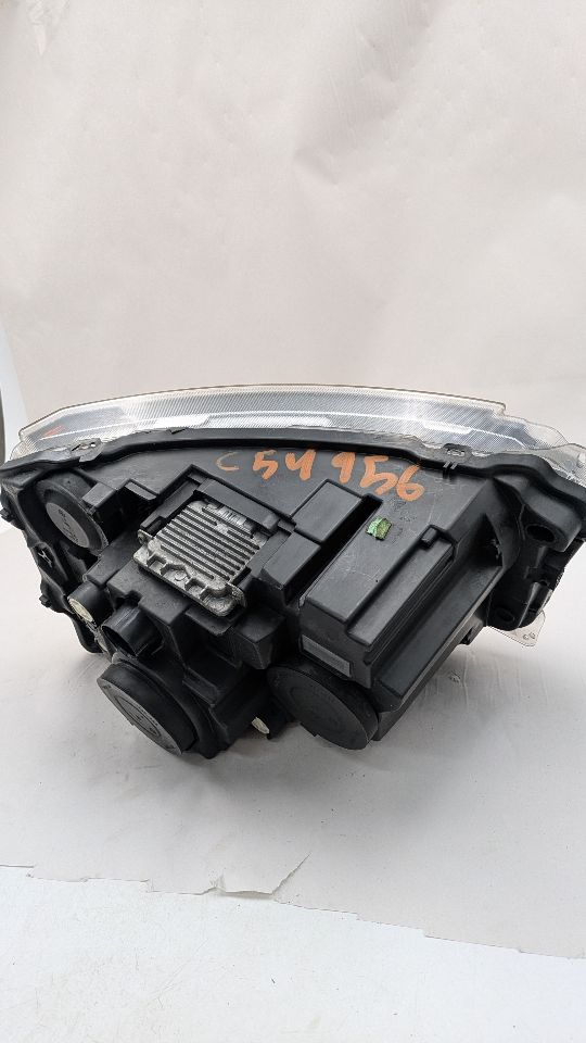 2011 LAND ROVER LR4 8cyl Gasoline 5.0 Right HEADLAMP ASSEMBLY - 372800