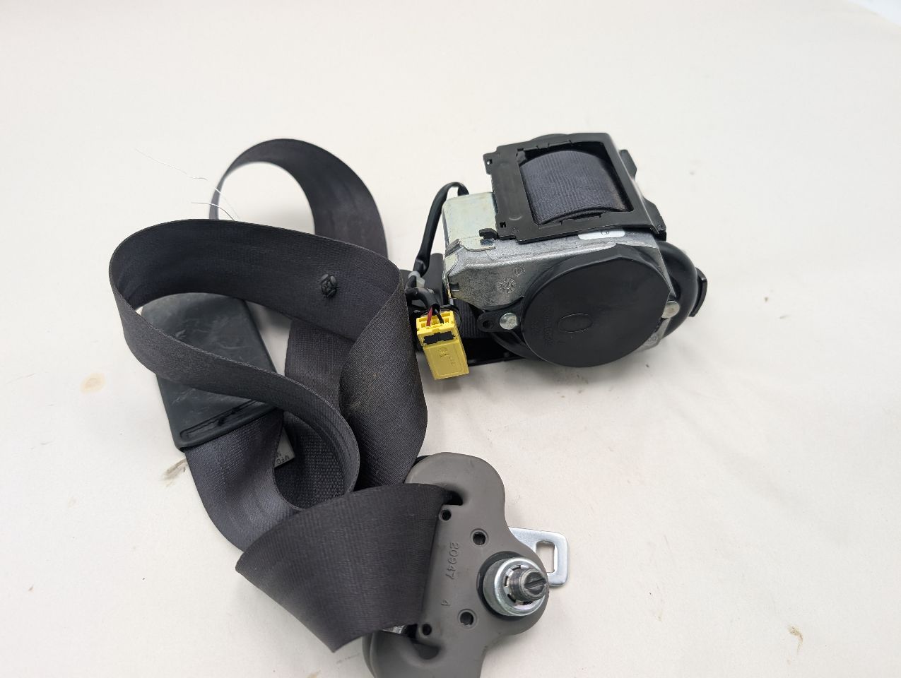 2013 HONDA PILOT Seat Belt, Front - 373186 — photo 3