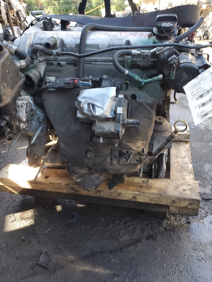 2014 CHEVROLET CAPTIVA SPORT 4cyl Gasoline 2.4 ENGINE ASSEMBLY - 373397 — photo 2