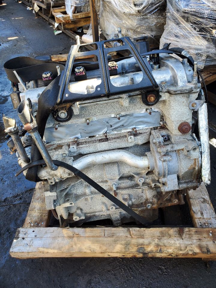 2014 CHEVROLET CAPTIVA SPORT 4cyl Gasoline 2.4 ENGINE ASSEMBLY - 373397 — photo 3