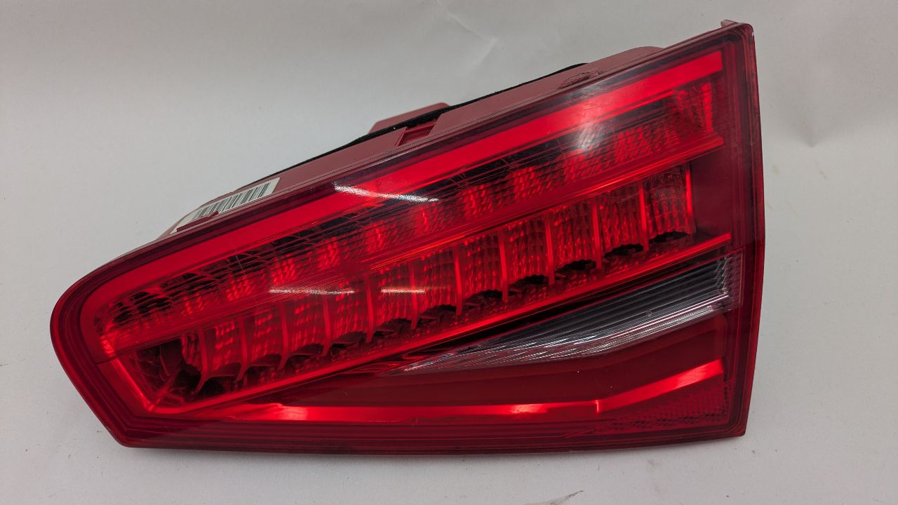 2013 AUDI A4 4cyl Gasoline Turbo 2.0 Right TAIL LAMP - 373567