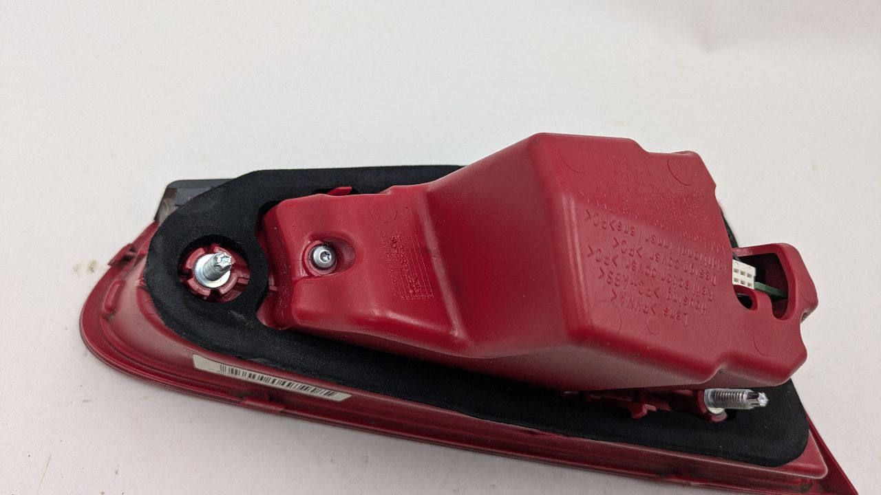 2013 AUDI A4 4cyl Gasoline Turbo 2.0 Right TAIL LAMP - 373567 — photo 4