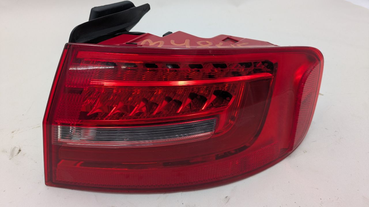 2013 AUDI A4 4cyl Gasoline Turbo 2.0 Right TAIL LAMP - 373570