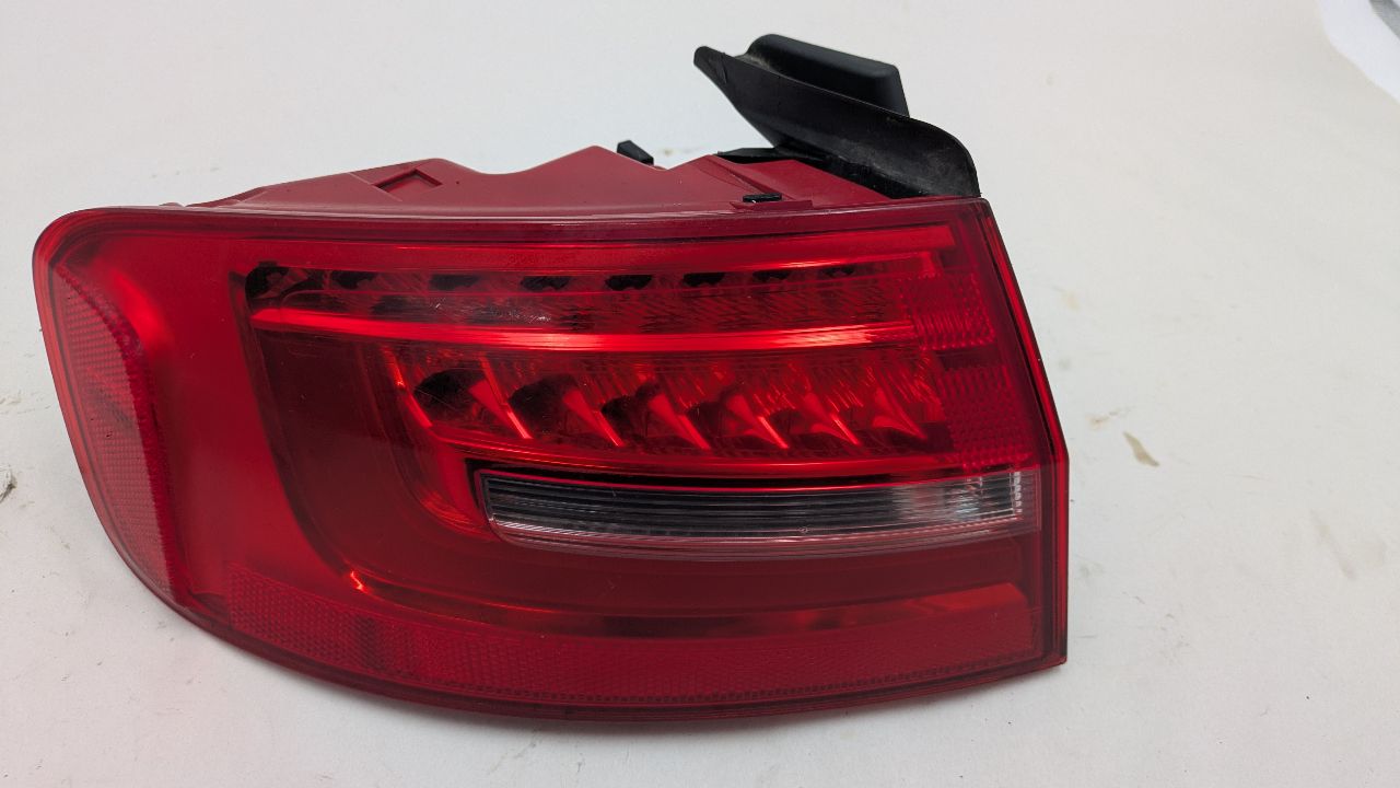 2013 AUDI A4 4cyl Gasoline Turbo 2.0 Left TAIL LAMP - 373571