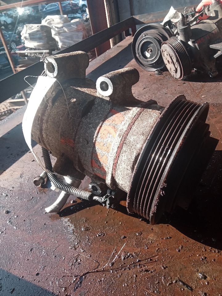 2012 CHEVROLET COLORADO 5cyl gasoline 3.7 AC COMPRESSOR - 373657