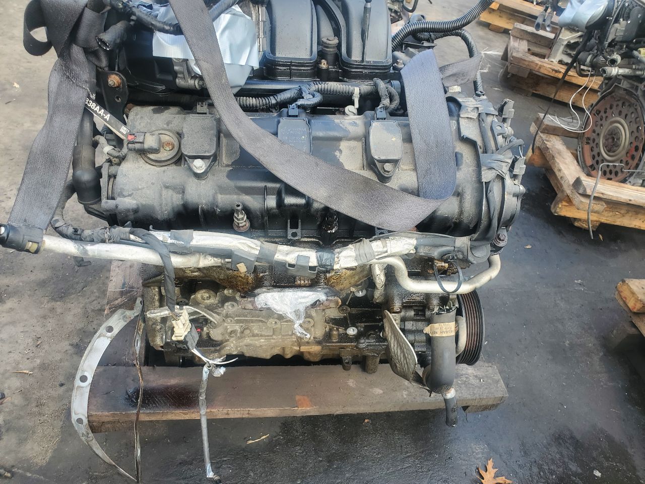 2013 DODGE CARAVAN ENGINE ASSEMBLY - 373696 — photo 2