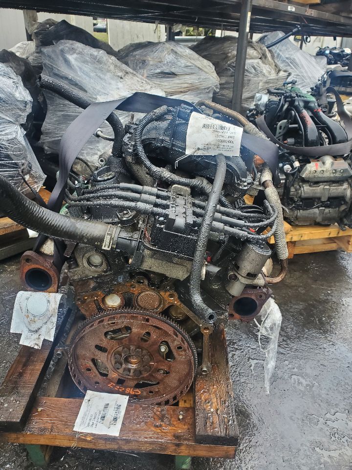 2009 CHRYSLER TOWN & COUNTRY 6cyl Gasoline 3.3 ENGINE ASSEMBLY - 373706