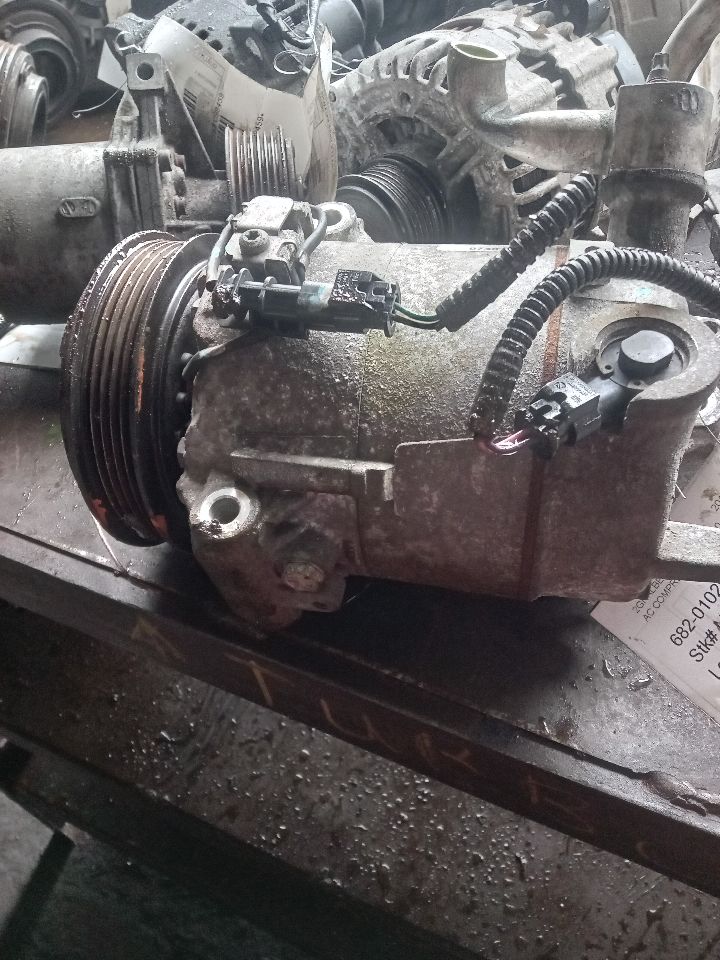 2015 CHEVROLET EQUINOX 4cyl Gasoline 2.4 AC COMPRESSOR - 374319 — photo 1
