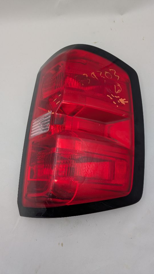 2014 CHEVROLET SILVERADO 1500 PICKUP 6cyl Gasoline 4.3 Left TAIL LAMP - 374407