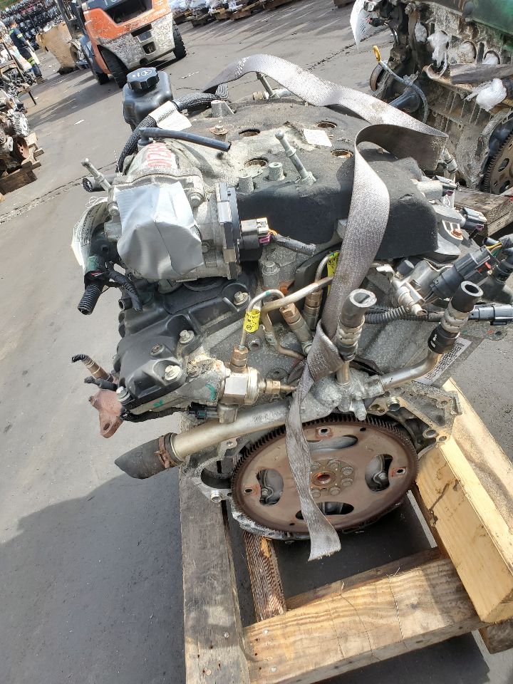 2010 CHEVROLET TRAVERSE 6cyl Gasoline 3.6 ENGINE ASSEMBLY - 374413