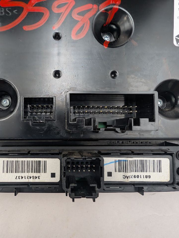 2015 CHRYSLER TOWN & COUNTRY TEMP CONTROL - 374803 — photo 6